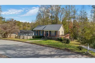 823 Queens Street NW, Lenoir, NC 28645 - Photo 4