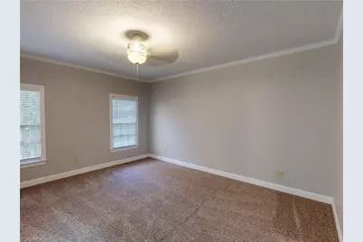 914 Flicker Lane, High Point, NC 27262 - Photo 14