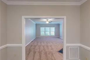 914 Flicker Ln, High Point, NC 27262 - Photo 8