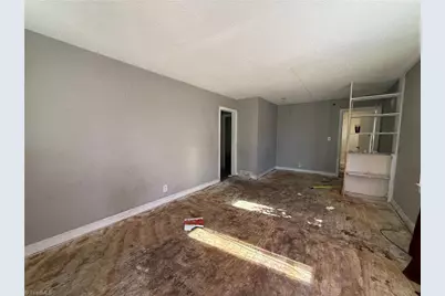 2507 Lexington Avenue, High Point, NC 27262 - Photo 4