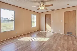 1522 Hopewell Friends Rd, Asheboro, NC 27205 - Photo 2