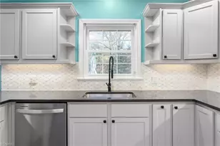 411 Shadowbrook Dr, Burlington, NC 27215 - Photo 14