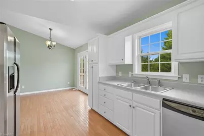 515 Paul Kennedy Road, Thomasville, NC 27360 - Photo 10