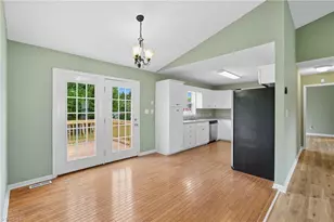 515 Paul Kennedy Rd, Thomasville, NC 27360 - Photo 8