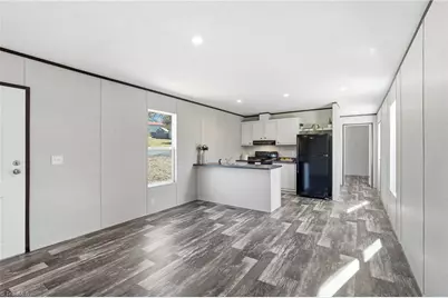 185 Glen Terrace, Mount Airy, NC 27030 - Photo 4