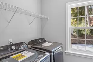 3925 Philpark Dr, Winston-Salem, NC 27106 - Photo 18