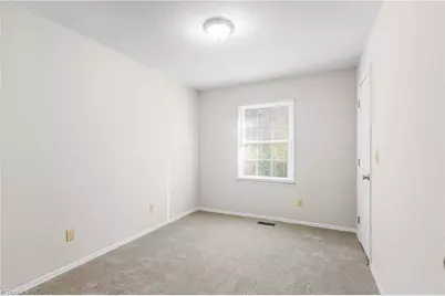 4059 Village Place, Winston-Salem, NC 27127 - Photo 8