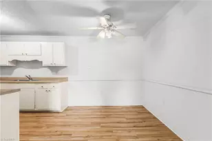 2200 Sunderland Rd, Winston-Salem, NC 27103 - Photo 8