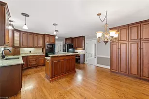 4104 Williams Dairy Rd, Greensboro, NC 27406 - Photo 18