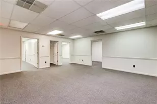 2606 Branchwood Dr, Greensboro, NC 27408 - Photo 10