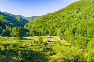 4690 3 Top Rd, Creston, NC 28615 - Photo 30