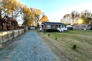 1816 Chandler St, Elon, NC 27244 - Photo 12