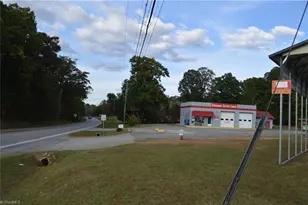 4001 Hicone Rd, Greensboro, NC 27405 - Photo 4