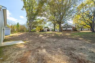 3139 Chapel St, Walkertown, NC 27051 - Photo 24