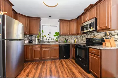5009 Wiley Park Drive, Greensboro, NC 27407 - Photo 8