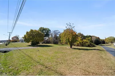 610 Meadowlark Drive, Winston-Salem, NC 27106 - Photo 2