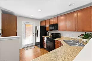 93 Geoffrey Way, Kernersville, NC 27284 - Photo 6