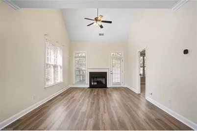 4138 Baylor Street, Greensboro, NC 27455 - Photo 6