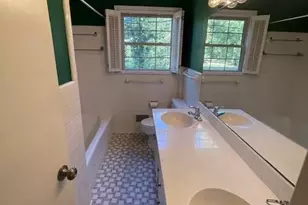 1804 Strathmore Dr, Greensboro, NC 27410 - Photo 24