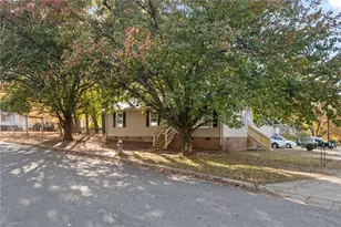 1 Quad Oak Dr, Greensboro, NC 27405 - Photo 24