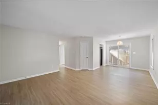 1 Quad Oak Dr, Greensboro, NC 27405 - Photo 4