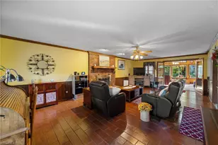 1412 Apple Cross Ct, Kernersville, NC 27284 - Photo 4