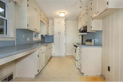 1692 Nc Highway 8 and 89 S, Walnut Cove, NC 27052 - Photo 12