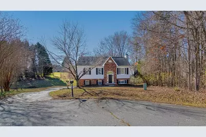 180 River Crest Court, Clemmons, NC 27012 - Photo 2