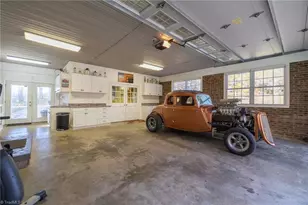 7553 Nc Hwy 68, Oak Ridge, NC 27310 - Photo 28