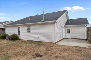 1013 Tesh Ct, High Point, NC 27265 - Photo 28