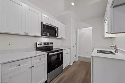 1013 Tesh Court, High Point, NC 27265 - Photo 10