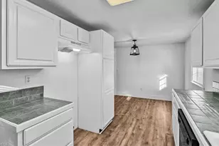 855 Blackberry Rd, Thomasville, NC 27360 - Photo 14