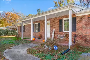 1818 Wellington Rd, Burlington, NC 27217 - Photo 2