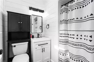 1818 Wellington Rd, Burlington, NC 27217 - Photo 12