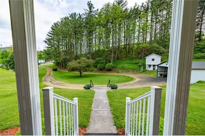 8693 Nc Highway 88 E, Laurel Springs, NC 28644 - Photo 12