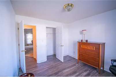 2818 Bridgeport Drive, Winston-Salem, NC 27103 - Photo 14