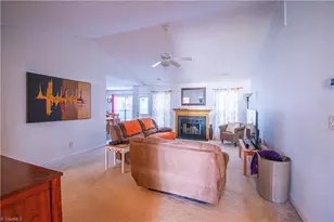 2818 Bridgeport Dr, Winston-Salem, NC 27103 - Photo 6