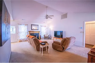 2818 Bridgeport Drive, Winston-Salem, NC 27103 - Photo 8