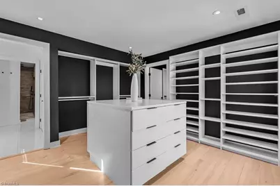 601 Willoughby Boulevard, Greensboro, NC 27408 - Photo 34