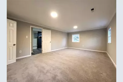 6 Llano Court, Greensboro, NC 27401 - Photo 32