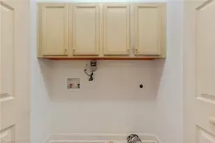 8204 Hunters Dr, Greensboro, NC 27455 - Photo 22