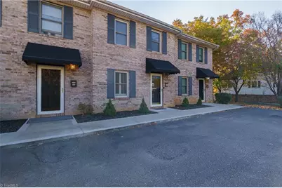 1812 N Main Street, Mount Airy, NC 27030 - Photo 2