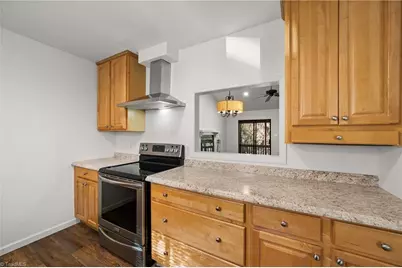 116 Cloister Oaks Circle, Winston-Salem, NC 27127 - Photo 8