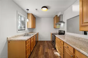 116 Cloister Oaks Cir, Winston-Salem, NC 27127 - Photo 6