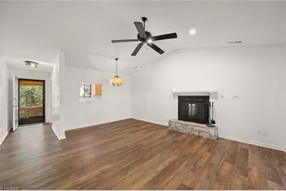 116 Cloister Oaks Circle, Winston-Salem, NC 27127 - Photo 2