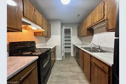 1114 Maiden Lane #6, Reidsville, NC 27320 - Photo 12