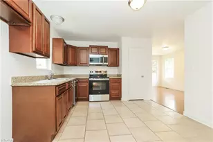 2532 Ansonia St, Winston-Salem, NC 27105 - Photo 6