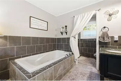 2595 Azalea Place, Winston-Salem, NC 27103 - Photo 16