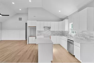 402 Foy Avenue, Lexington, NC 27292 - Photo 12