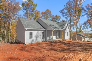 1499 Alta Vis Ln, Graham, NC 27253 - Photo 2